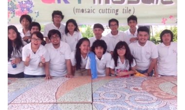 MOZAIK : MANUAL VS DIGITAL