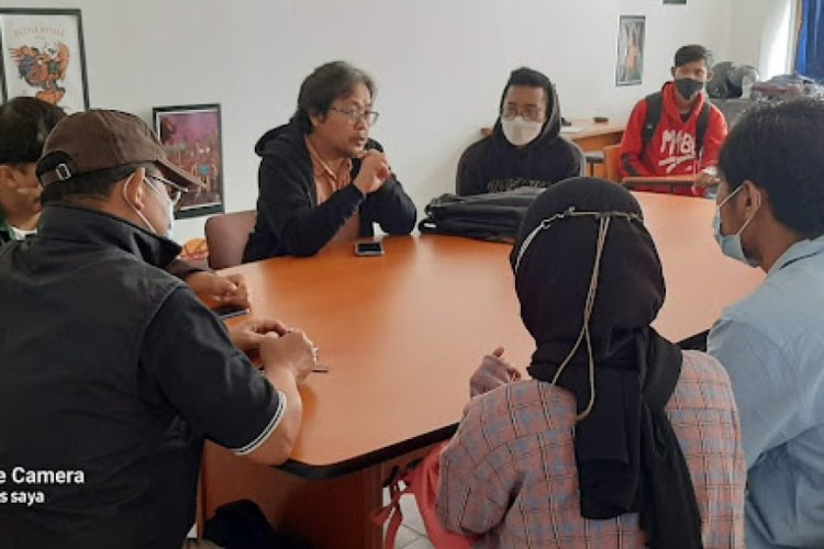 Rekrut Talenta Desain Grafis & Multimedia