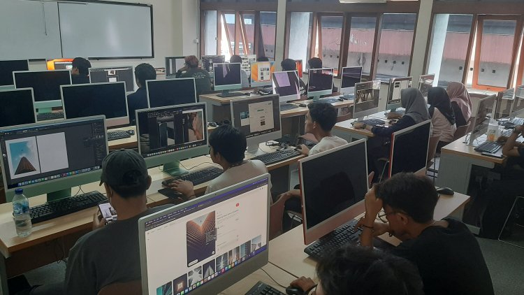 VOKASI : MODEL KERJA DAN SEKOLAH